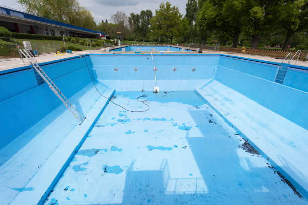 Best Professional water damage repair  in Atlanta, GA